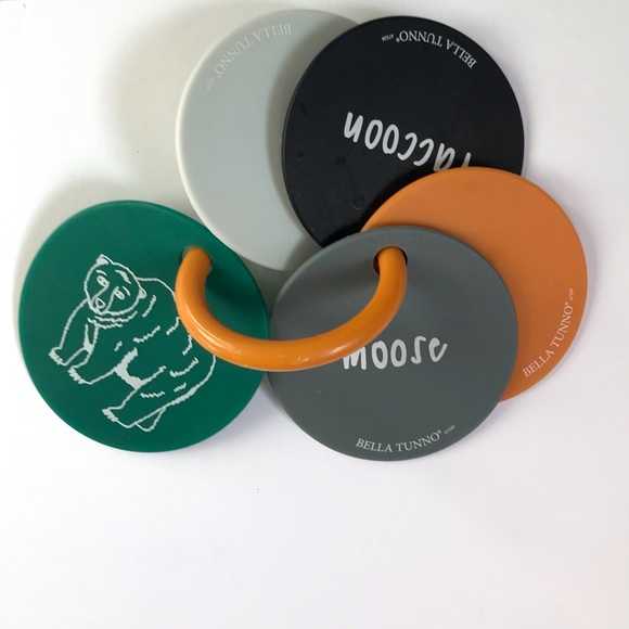 BELLA TUNNO Forest Friends Educational Teether Silicone Teething Toy Flashcards - Picture 4 of 5